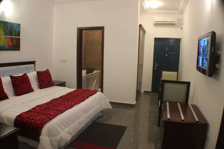 Aparthotel Royalty Apartments
