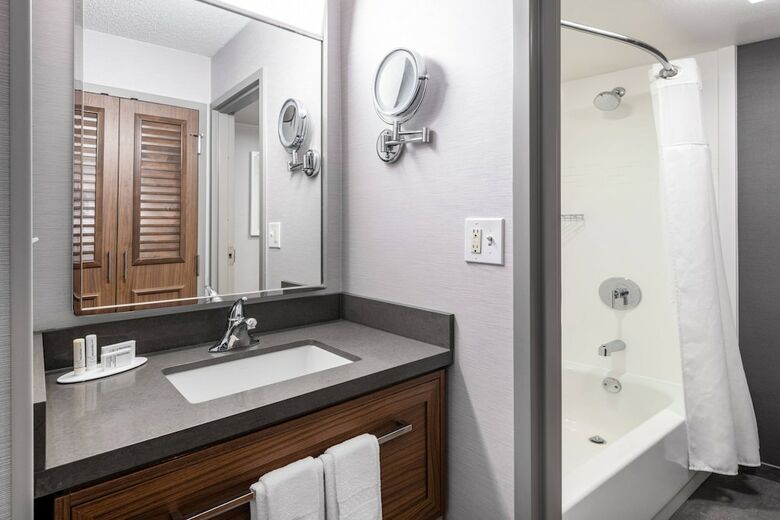 Hotel Courtyard By Marriott Austin South