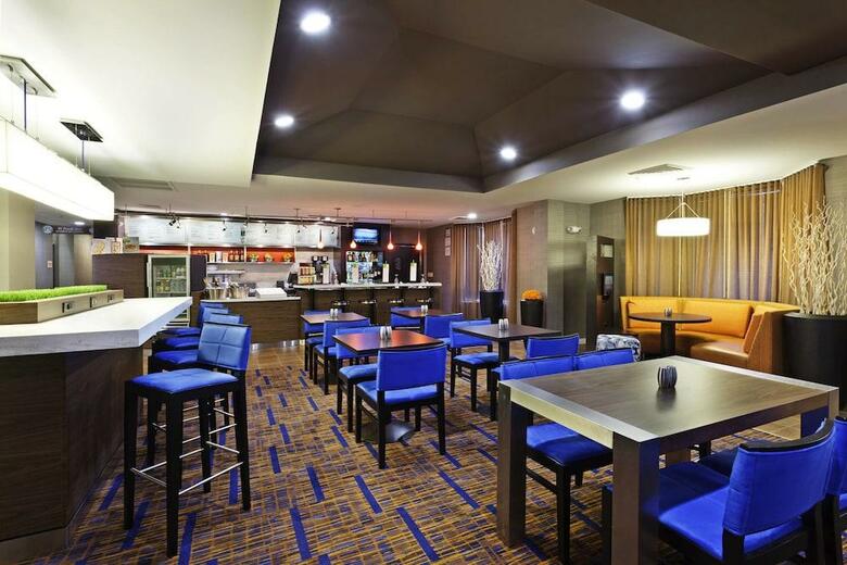 Hotel Courtyard By Marriott Austin South