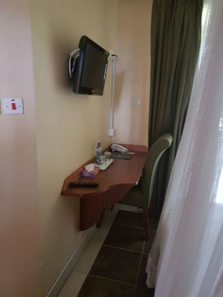 The Noble Hotel And Conference Center