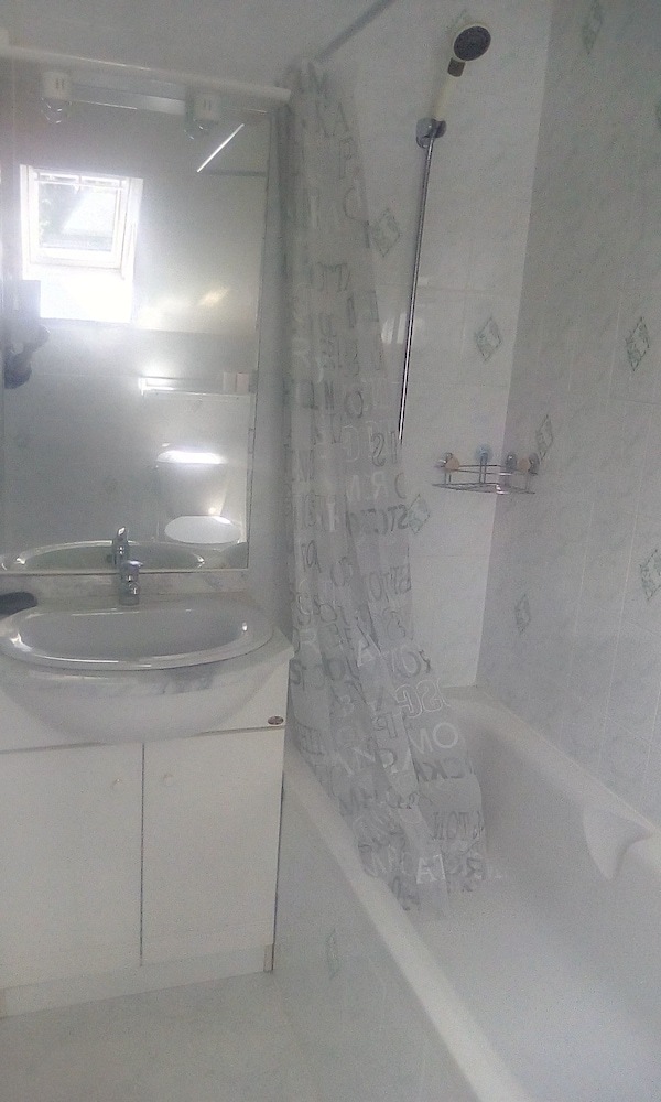 Bed & Breakfast La Maison Du Rocher