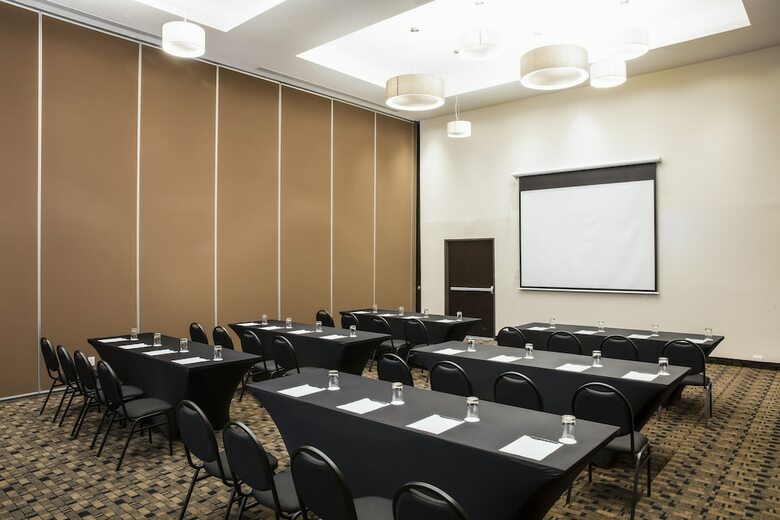 Hotel Fiesta Inn Celaya Galer�as