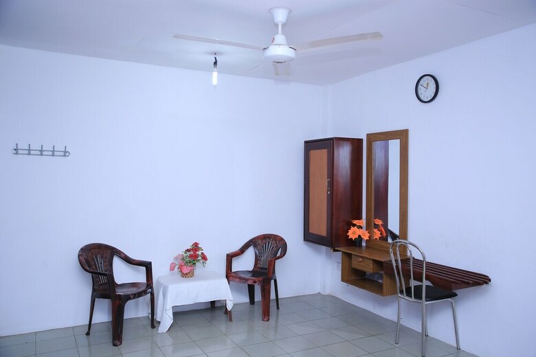 Hotel Oyo 318 Pillaiyar Inn