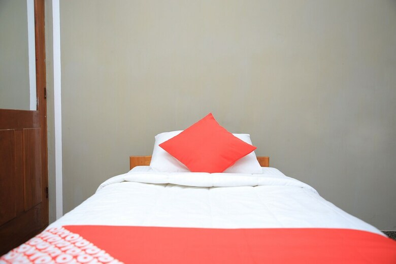 Hotel Oyo 318 Pillaiyar Inn