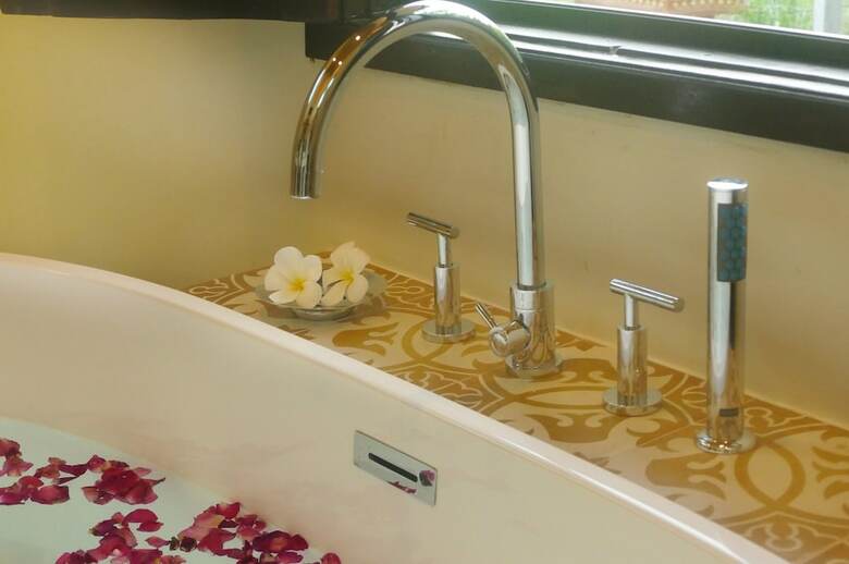 Hotel Sanjana Resort And Spa