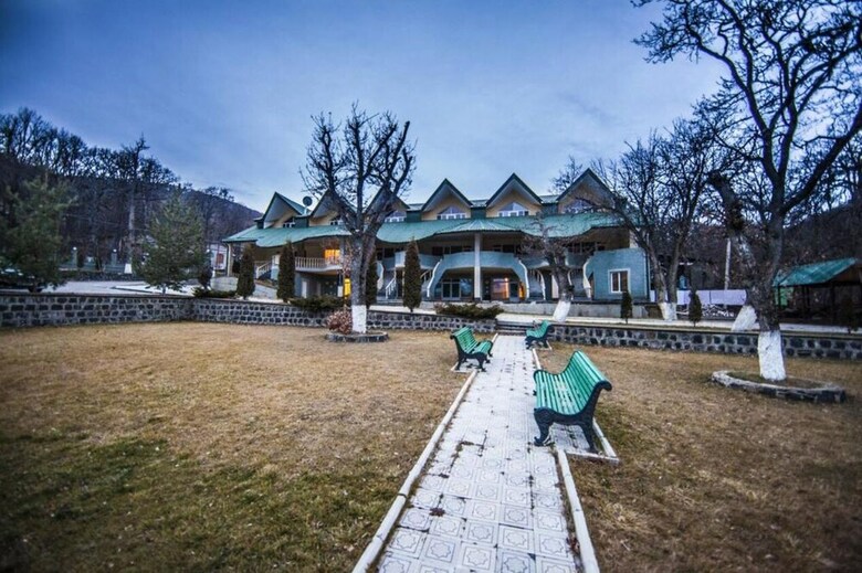 Artsvik Hotel Tsaghkadzor