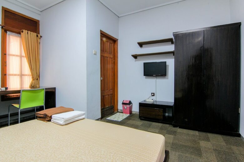Hotel Embe Enem Homestay