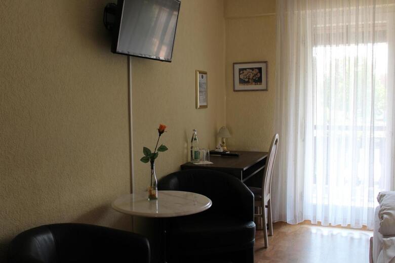 Hotel Gasthof R�ssle