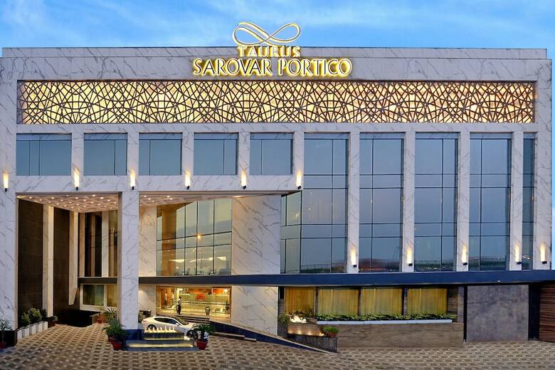 Apartamento Taurus Sarovar Portico