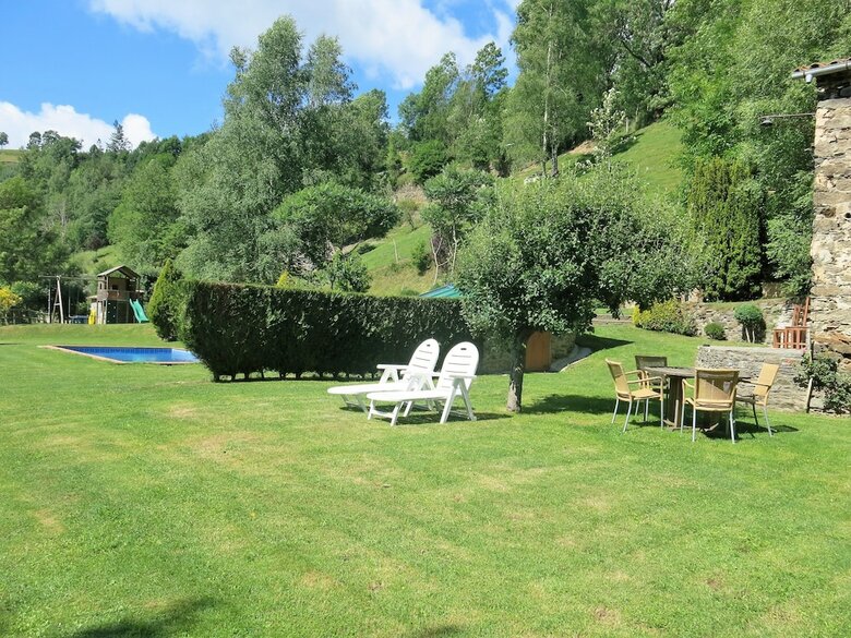 Apartamentos Rurales Les Barnedes