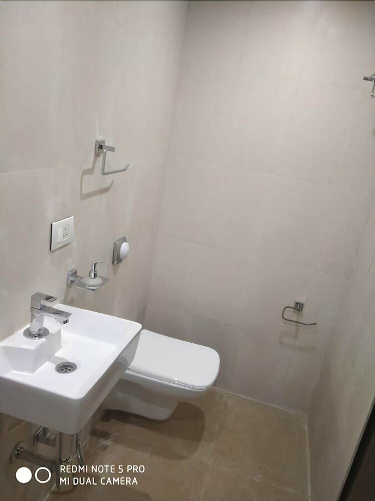 Hotel Abad Inn 2