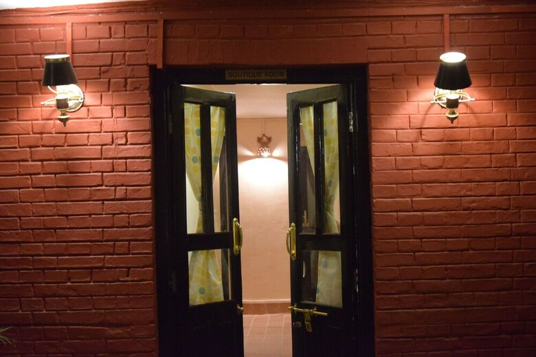 Posada Hotel Siraaj Inn