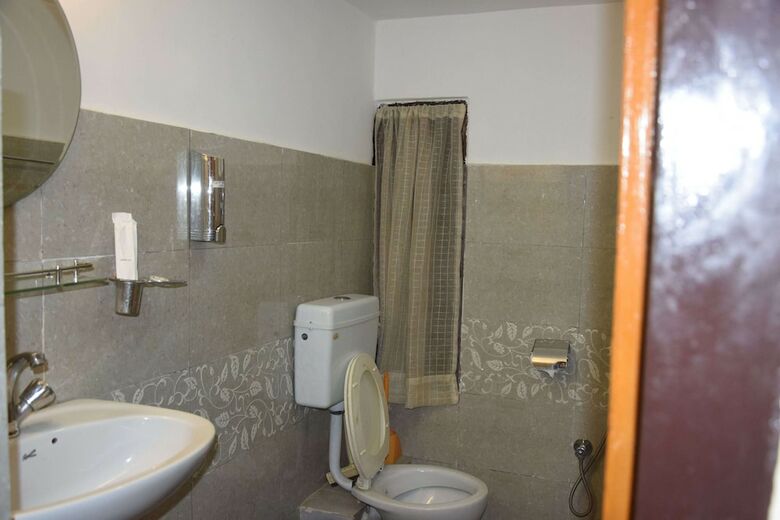 Posada Hotel Siraaj Inn