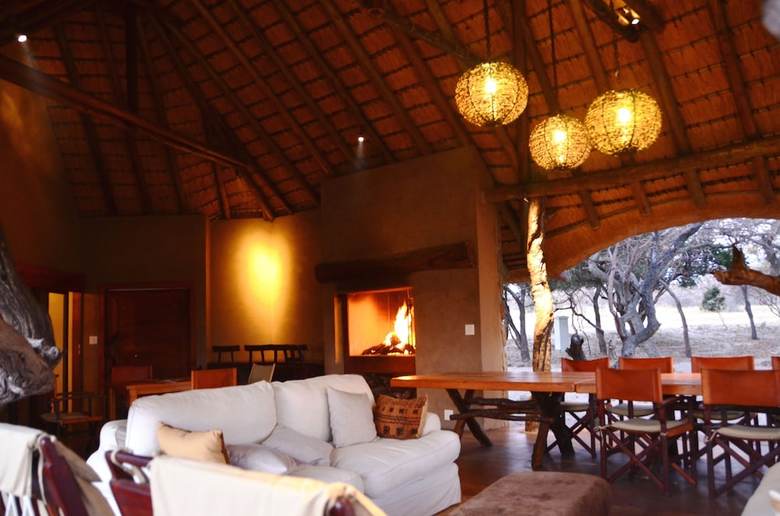 Hotel Zangarna Game Lodge