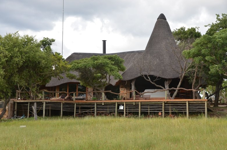 Hotel Zangarna Game Lodge