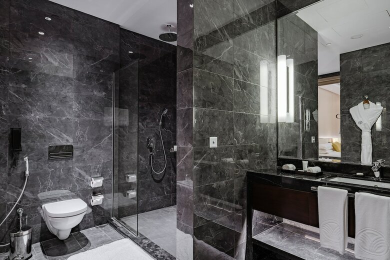 Hotel Johari Rotana