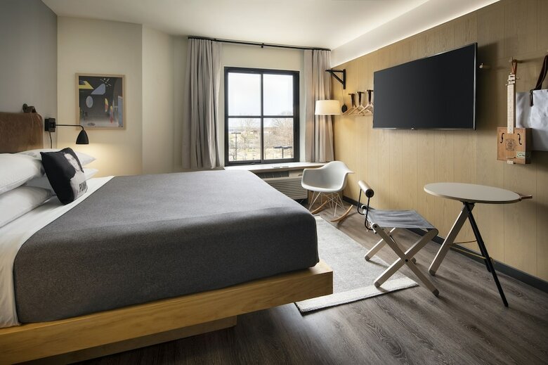 Hotel Moxy Memphis Downtown