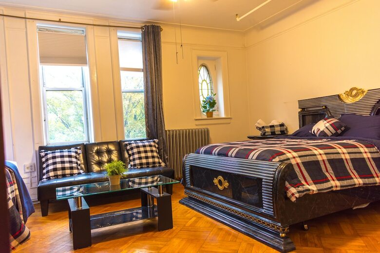 Hotel Cozy & Clean Guest House