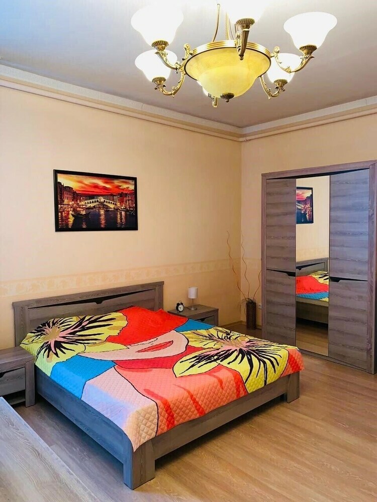 Hotel 21 Century