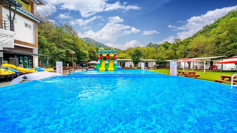 Gapyeong Saeyeon Caravan - Glamping