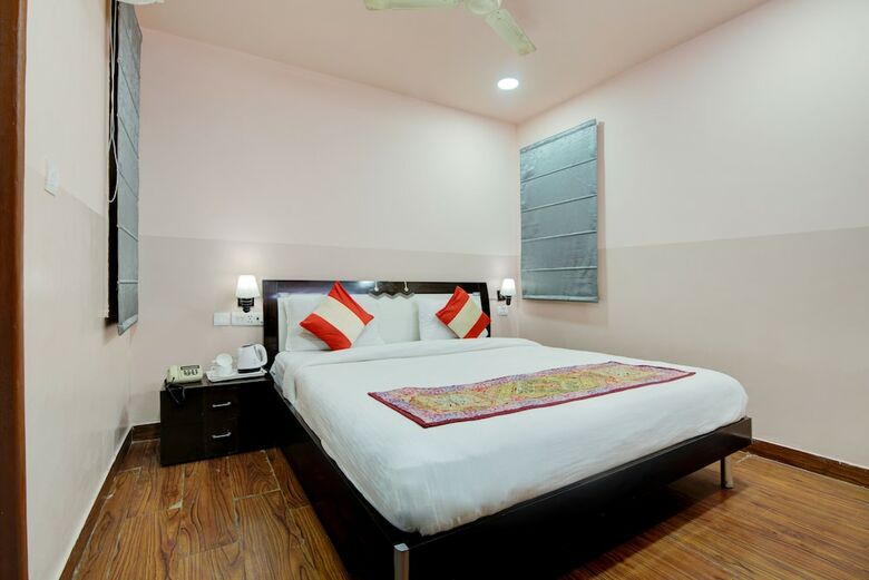 City Stay Hotel