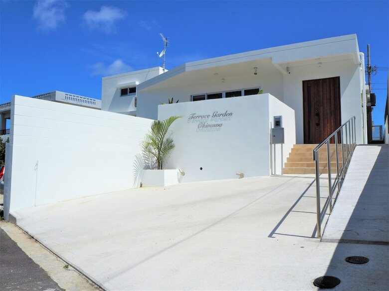 Villa Terrace Garden Okinawa