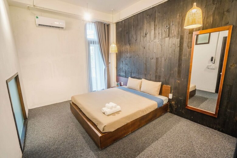 The Garden Hotel And Apartment