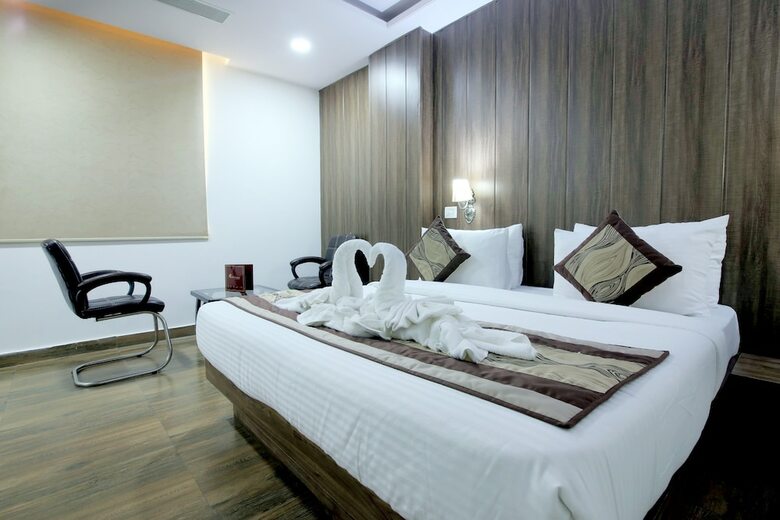 Hotel Atithi Plaza