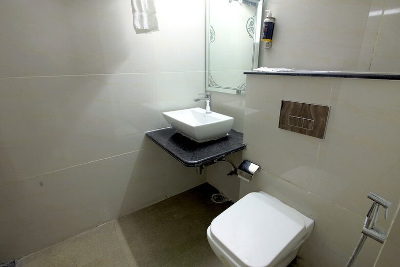 Hotel Atithi Plaza