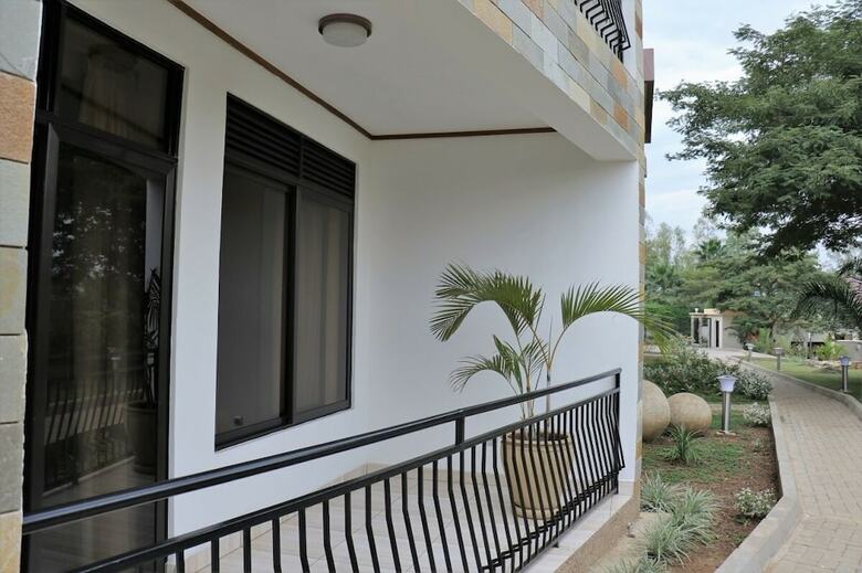 Apartamentos Nandi Residence