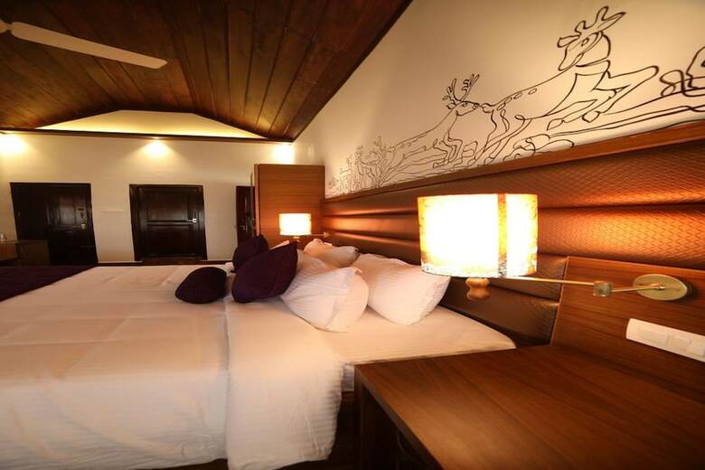Hotel Contour Island Resort & Spa