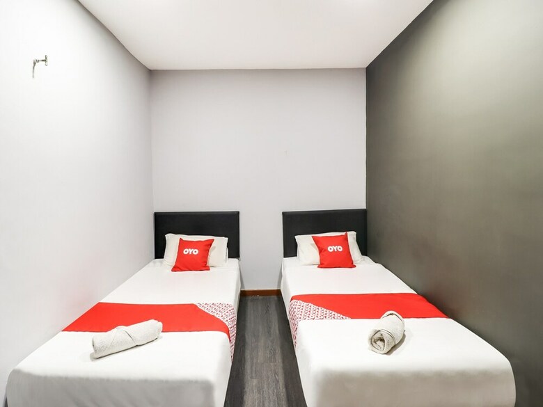 Oyo 89381 Moonnight Hotel