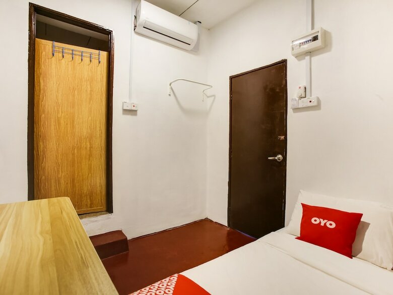 Hotel Oyo 89414 Pengkalan Housz