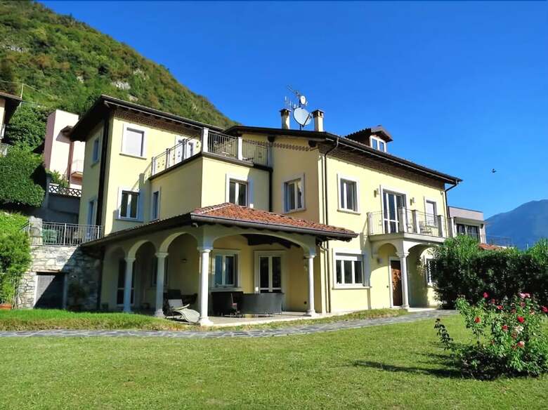 Villa Oliveto With Pool And Lake View