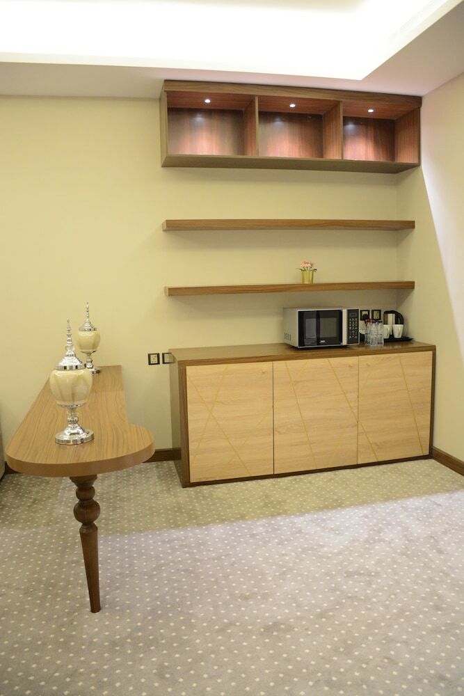 Al-ewan Hotel Apartments