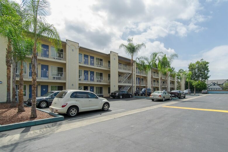 Motel 6 Anaheim, Ca - Buena Park
