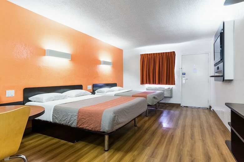 Motel 6 Anaheim, Ca - Buena Park