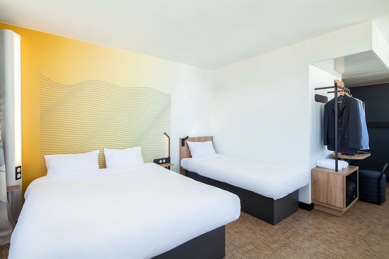 B&B Hotel Massy Gare Tgv