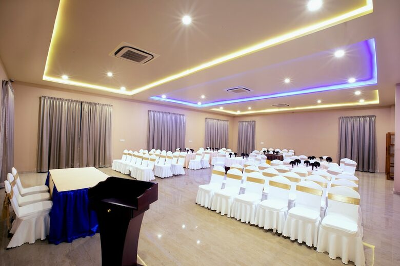 Hotel Rk Gardenia