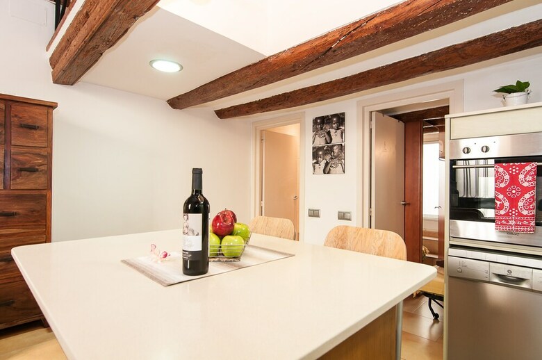 Apartamentos Bogatell Beach Stylish Loft