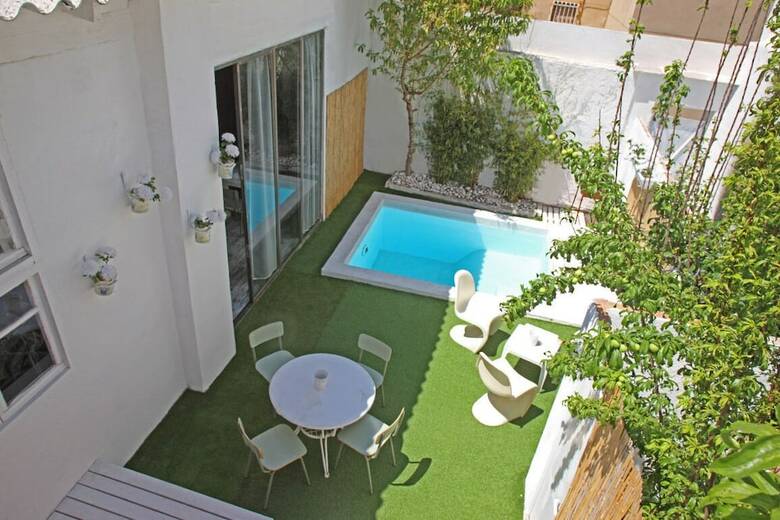 Apartamentos Lila House