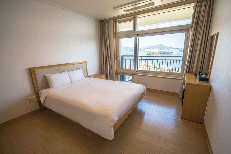 The Ocean Resort