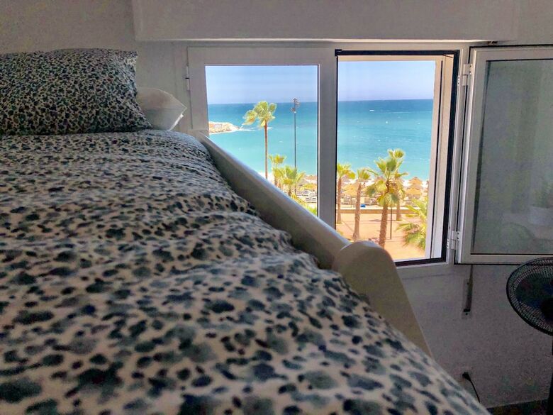 Apartamentos Impresionante 1� L�nea de Playa