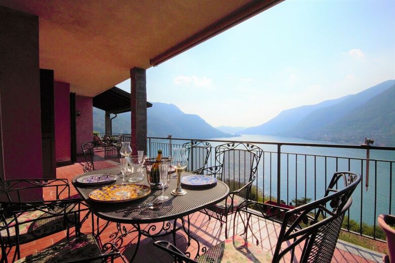 Pognana Luxury Apartment N.1 - 7 People
