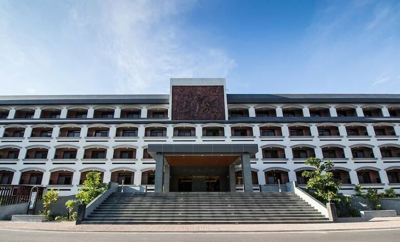 Dong Tair Spa Hotel