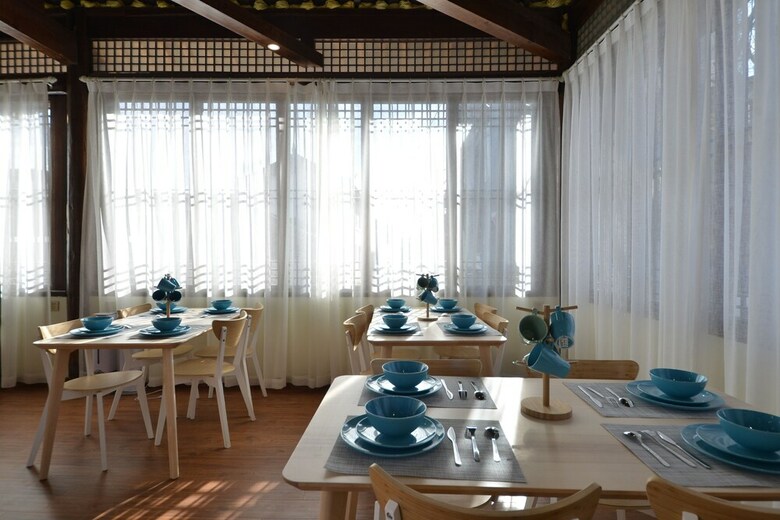 Posada Hua Linglong Courtyard Inn