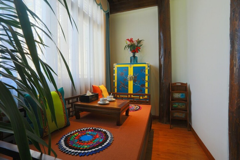 Posada Hua Linglong Courtyard Inn