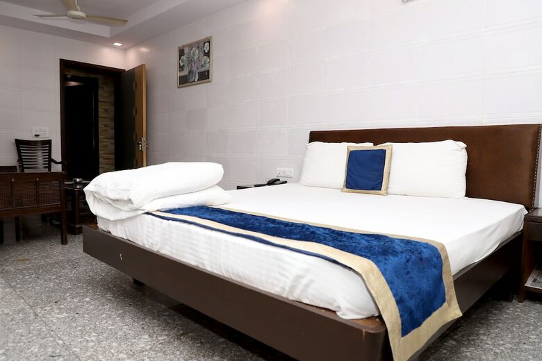 Hotel Preet Palace