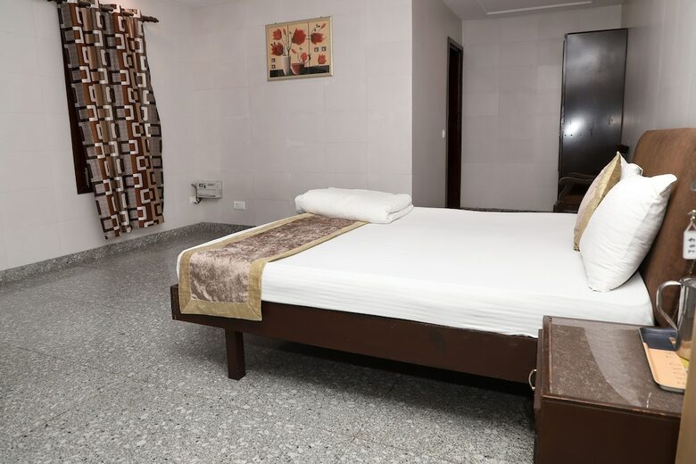 Hotel Preet Palace