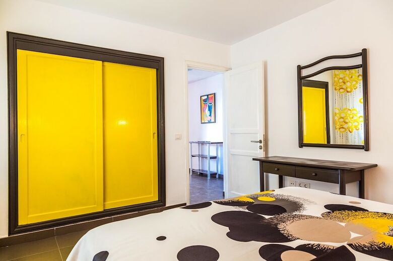 Apartamentos Orange